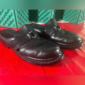 Harley Davidson leather black mules with cute design and silver HD Hardware 8.5